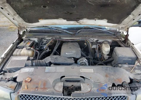 2003 Chevrolet Silverado 2500Hd from USA, damaged, VIN 1GCHK29UX3E182733